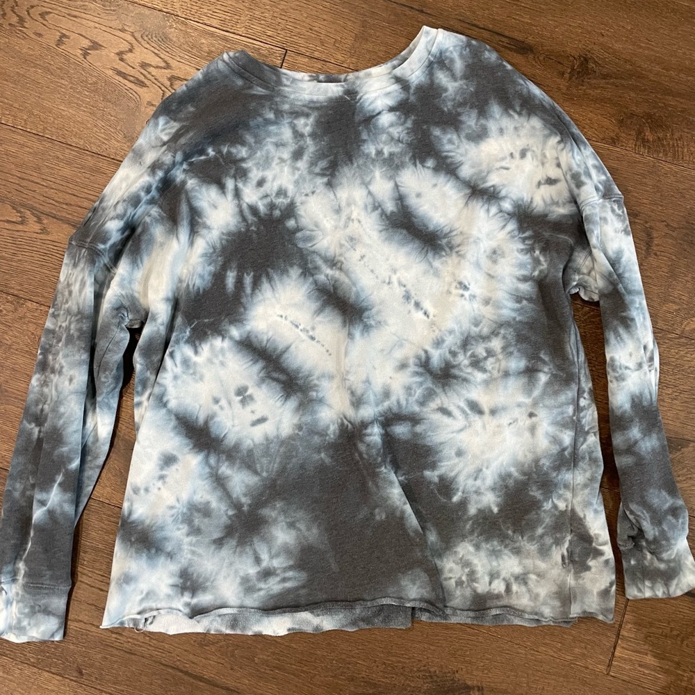GreenTea Sweatshirt - Size Large